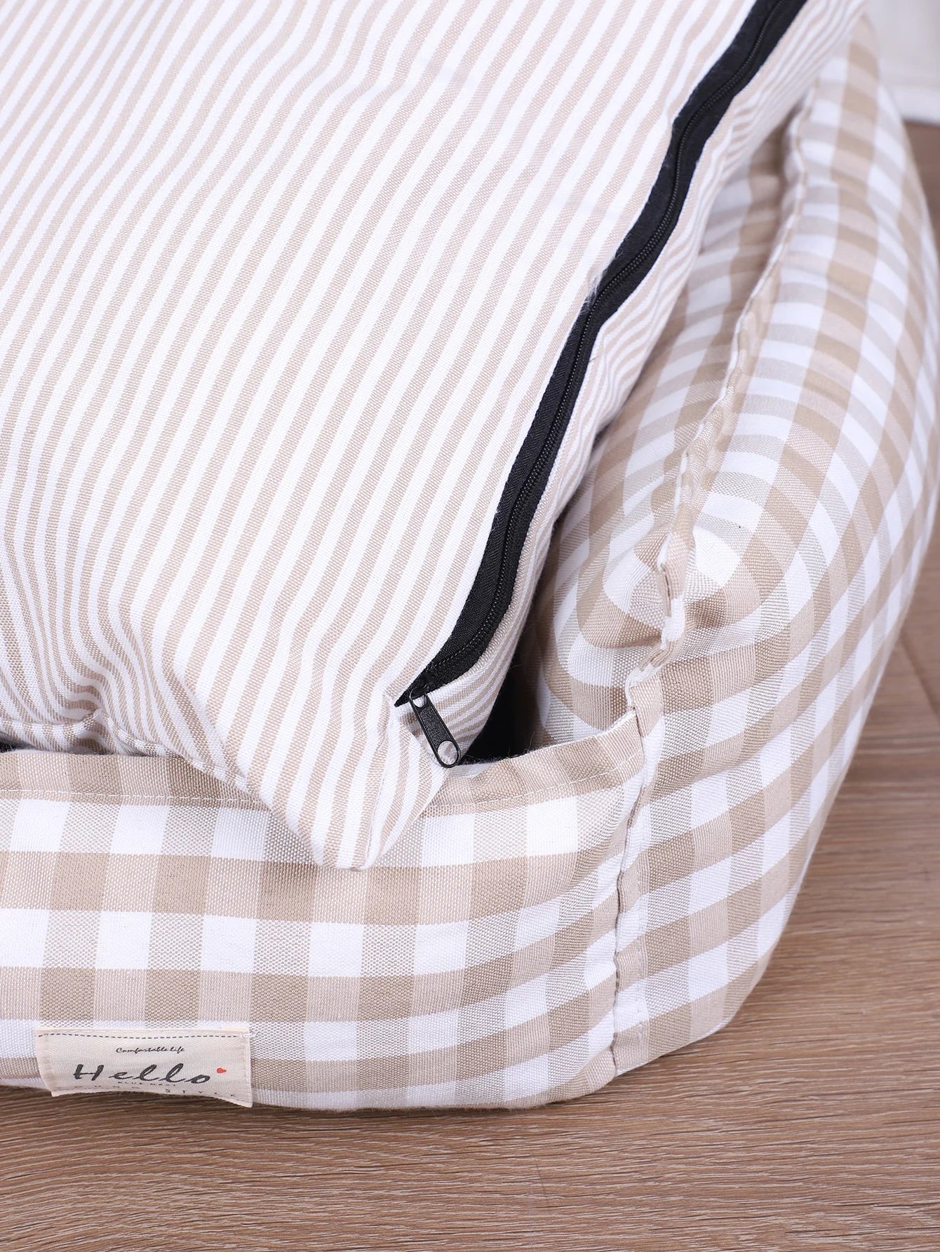 Plaid Dog Bed with Cushion